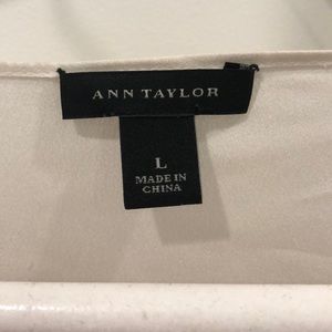 Ann Taylor Tops - ann taylor top. size L Ann Taylor Tops - ann taylor top. size L